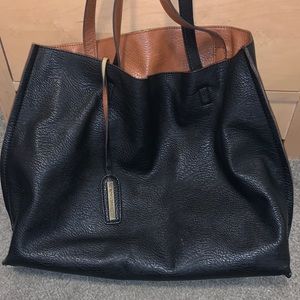 Reversible tote bag